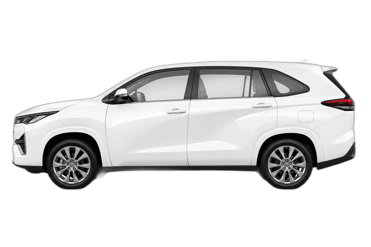 Toyota Innova HyCross AT - view 3