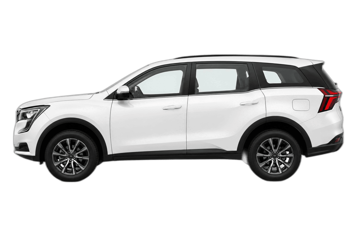 Mahindra XUV700 AT - view 2